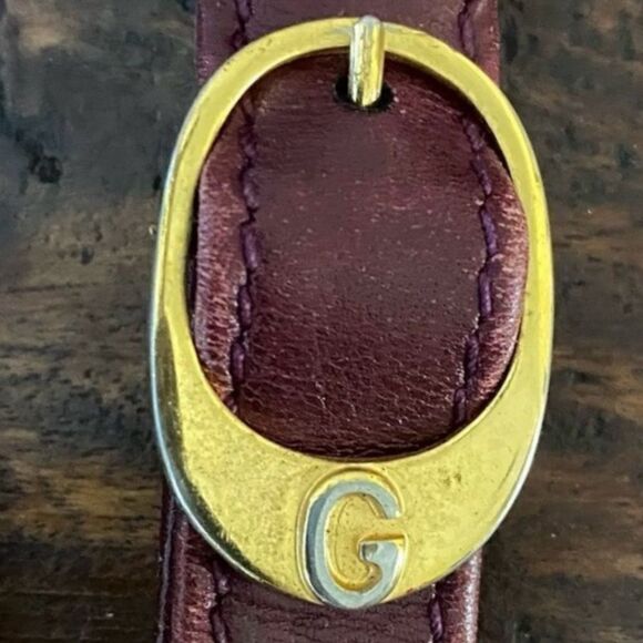 Authenticated Vintage Gucci GG Logo Burgundy/Wine Crossbody Shoulder Bag. COA. - Picture 13 of 16